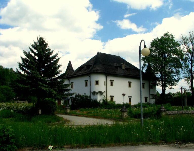 Abaffyovský kaštieľ – Horná Lehota