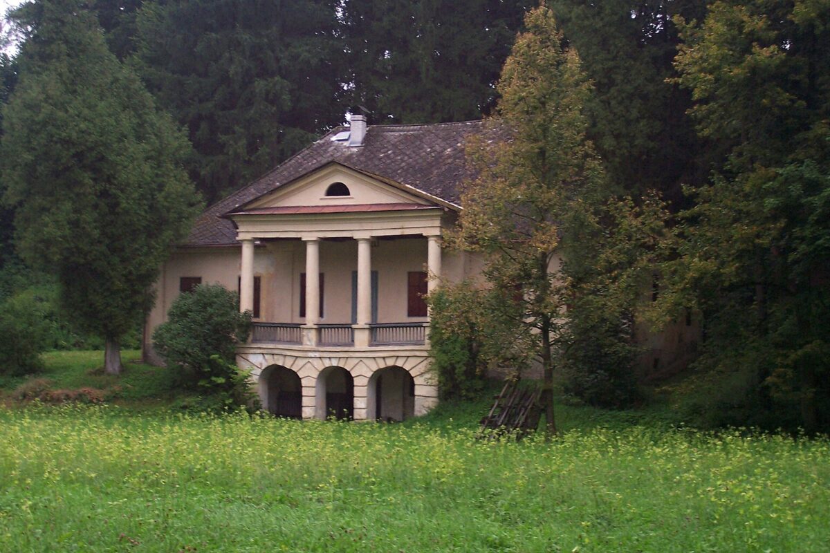 Dobákovský kaštieľ