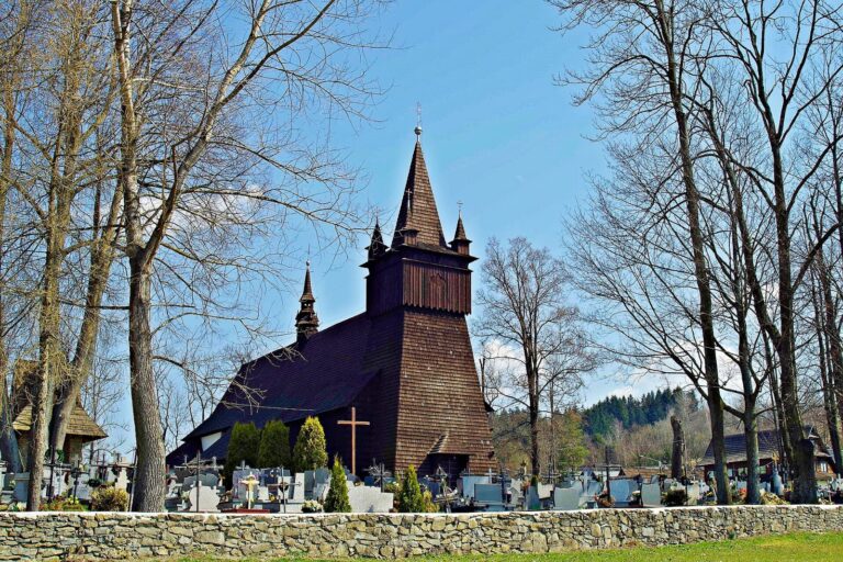 Drevený kostol sv. Jána Krstiteľa – Orawka (Poľsko)
