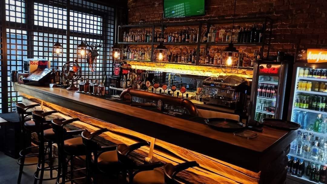 Industry Pub