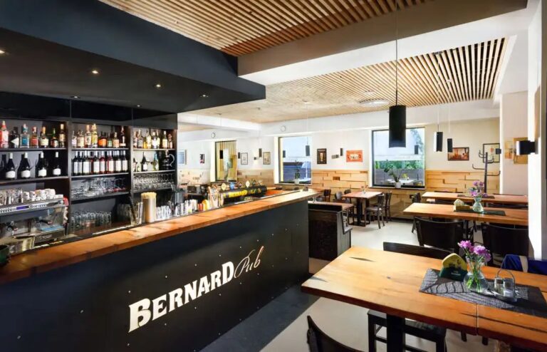 Bernard Pub Maladinovo