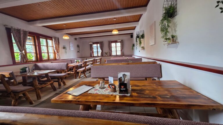 Pizzeria a Reštaurácia Pod Lipou