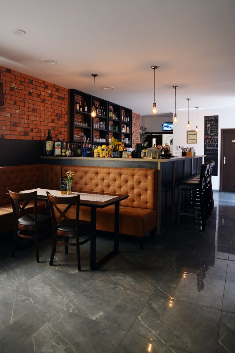 Senátor Pub & Restaurant, Tvrdošín