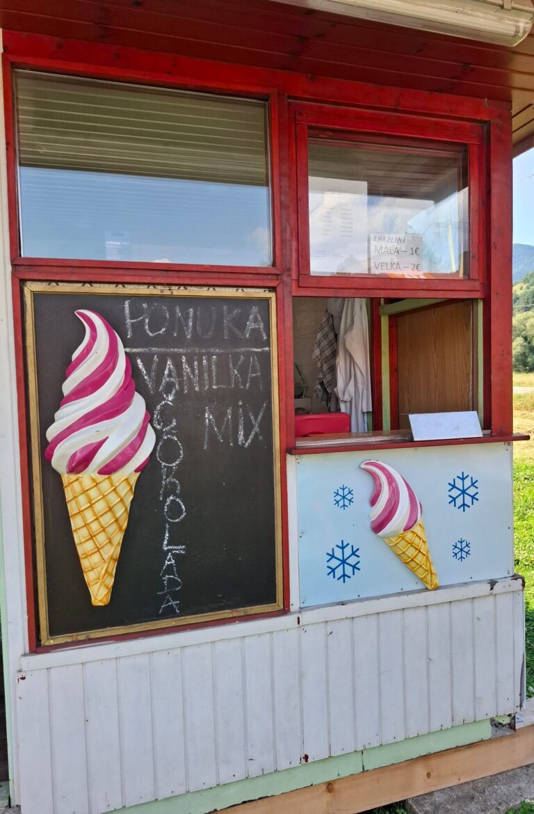Točená Zmrzlina a ľadová drť
