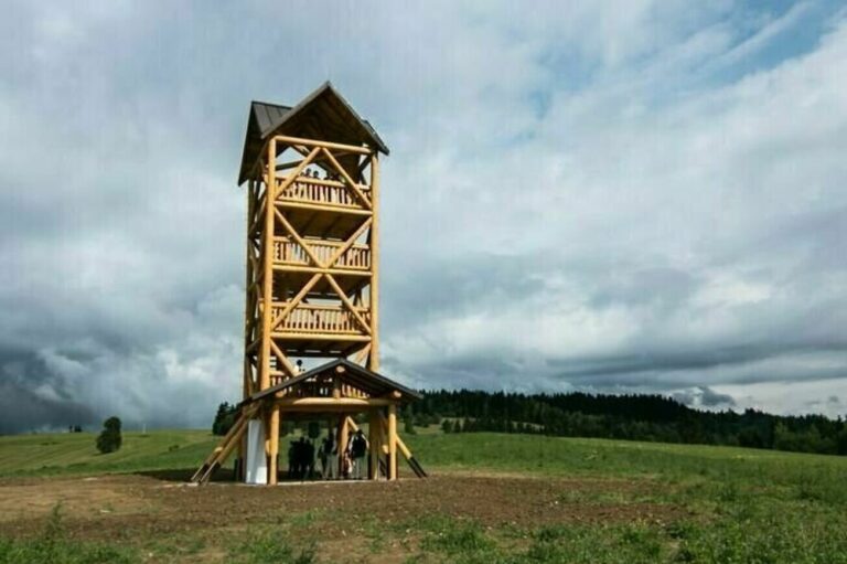 Vyhliadková veža Zákamenné